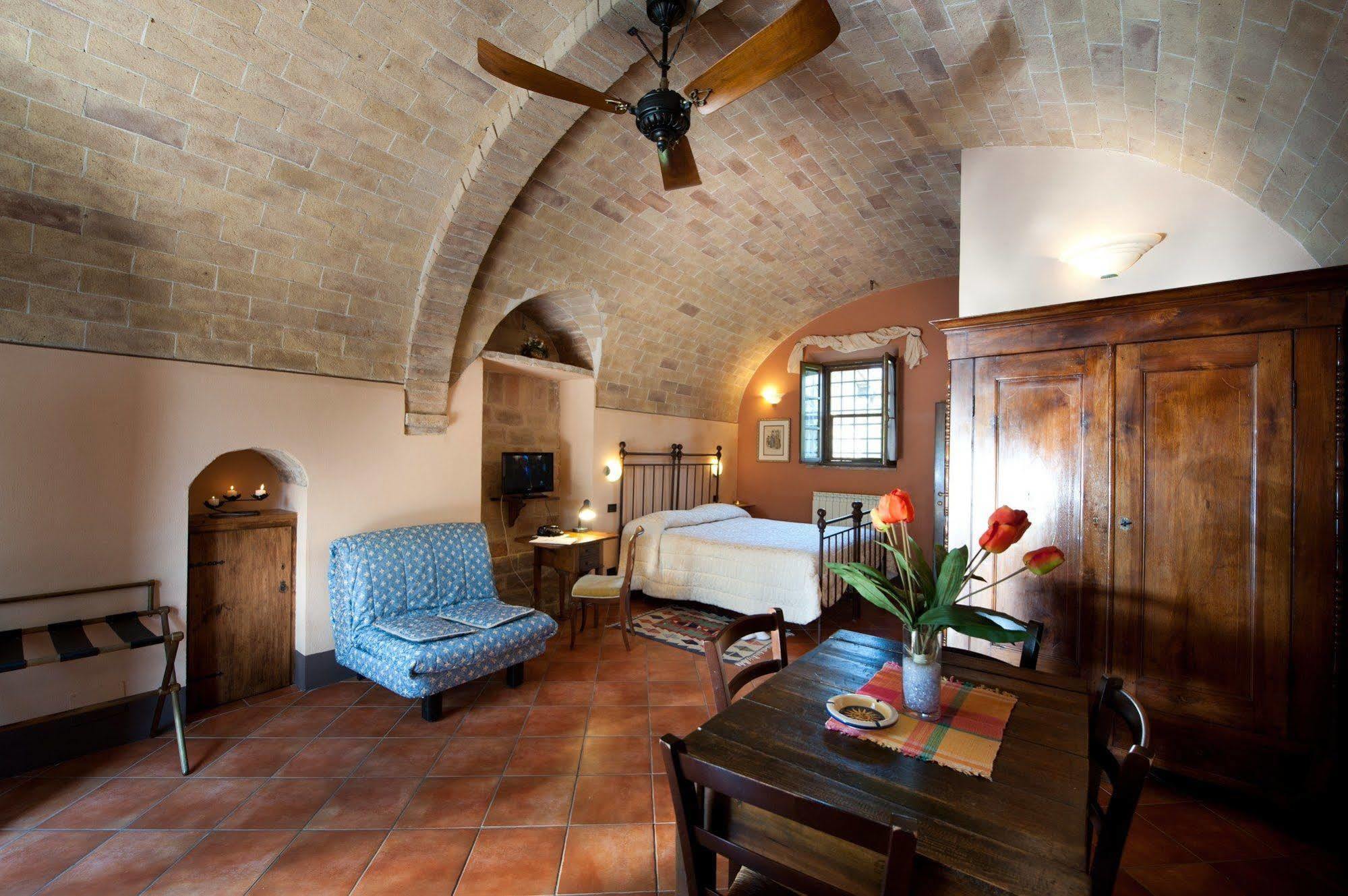 San Quirico dʼOrcia Sarna Residence المظهر الخارجي الصورة